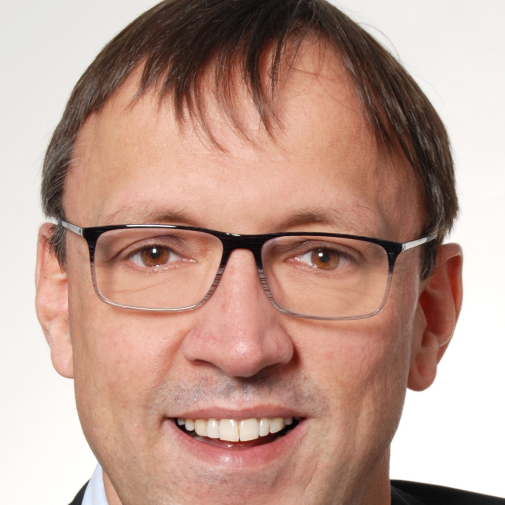 Oliver Hoffmann Manager Advisory Services Ernst & Young GmbH