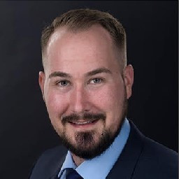 Dustin Freitag
