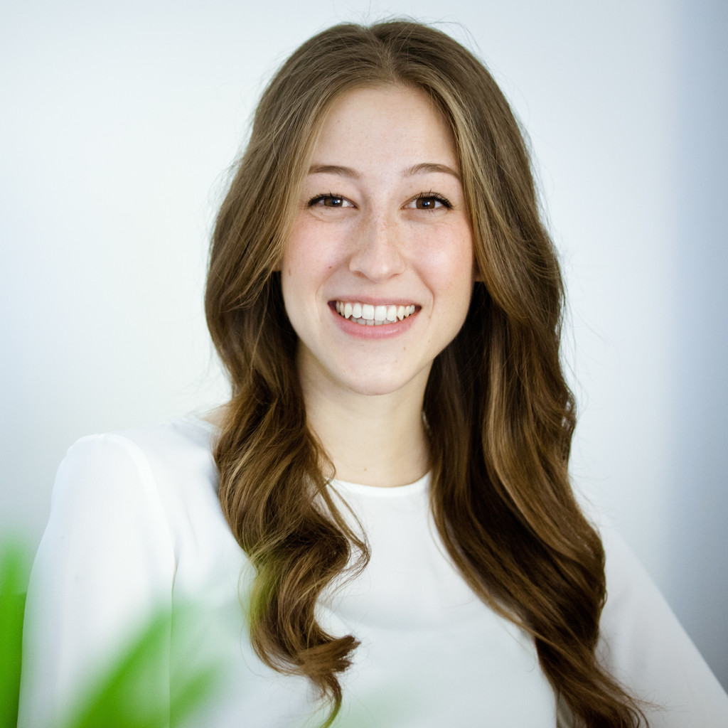 Alena Walk - Manager Project Onboarding - moguru GmbH | XING