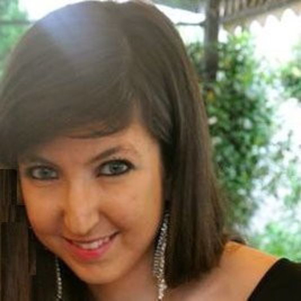 Alessandra Nozza - Senior Researcher Consumer EMEA, Professional Search ...