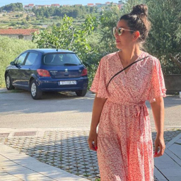 Zeynep Tan