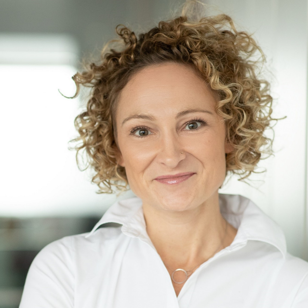 Geraldine Quayle Studienabschluss & Masterarbeit