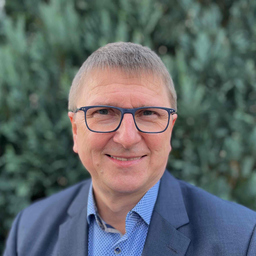 Dr. Andreas Bauch