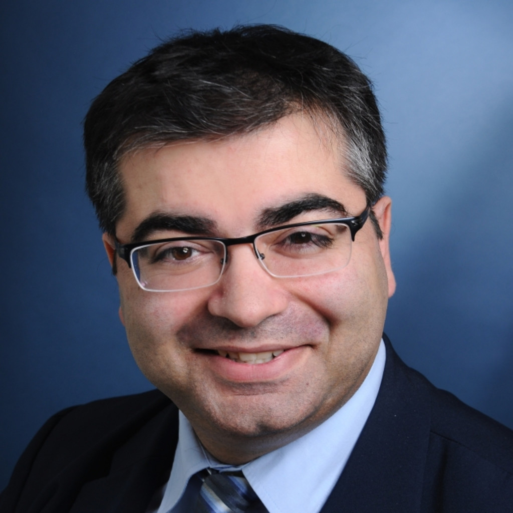 Francesco Cortese Produktmanager S Broker AG & Co. KG XING