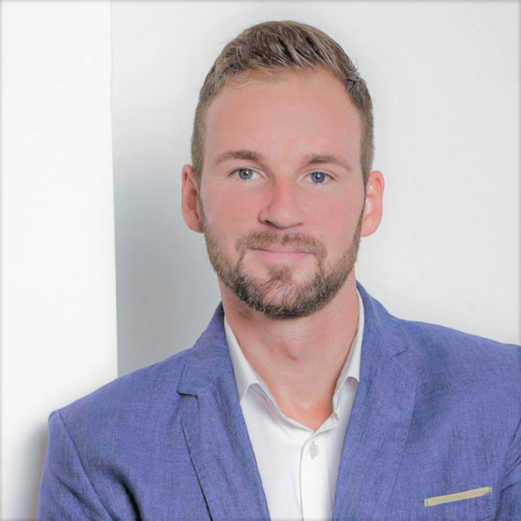 sebastian-l-bert-regional-director-hotel-sales-hotelfriend-ag-xing