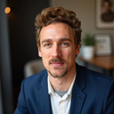 Dr. Marius Jais
