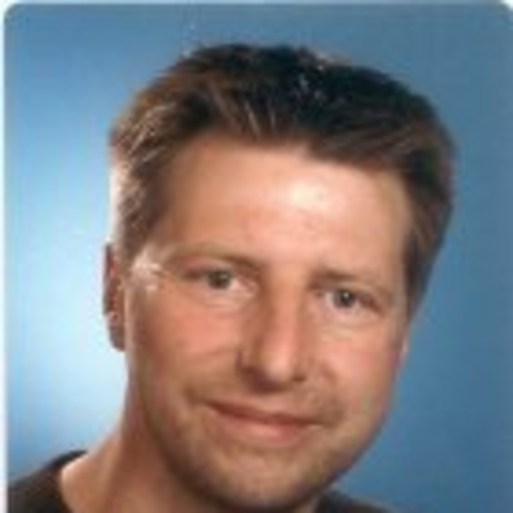 Lothar Steller Geschäftsführer 44LAN GmbH XING