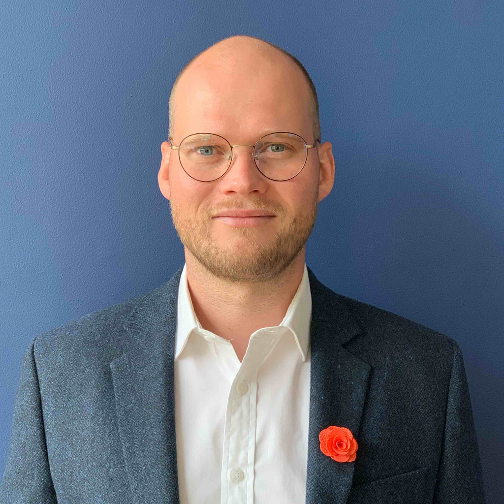 Thomas Lindemann Assistant Commercial Manager UK Magna Thomas Lindemann Assistant Commercial Manager UK Magna