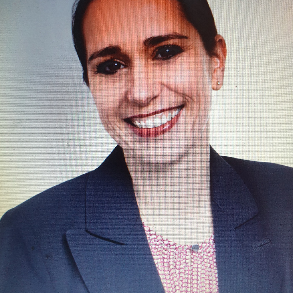 Galina Genova Praktikantin Marketing und Sales Privatinstitut für