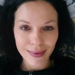 Dr. Tina Setinc