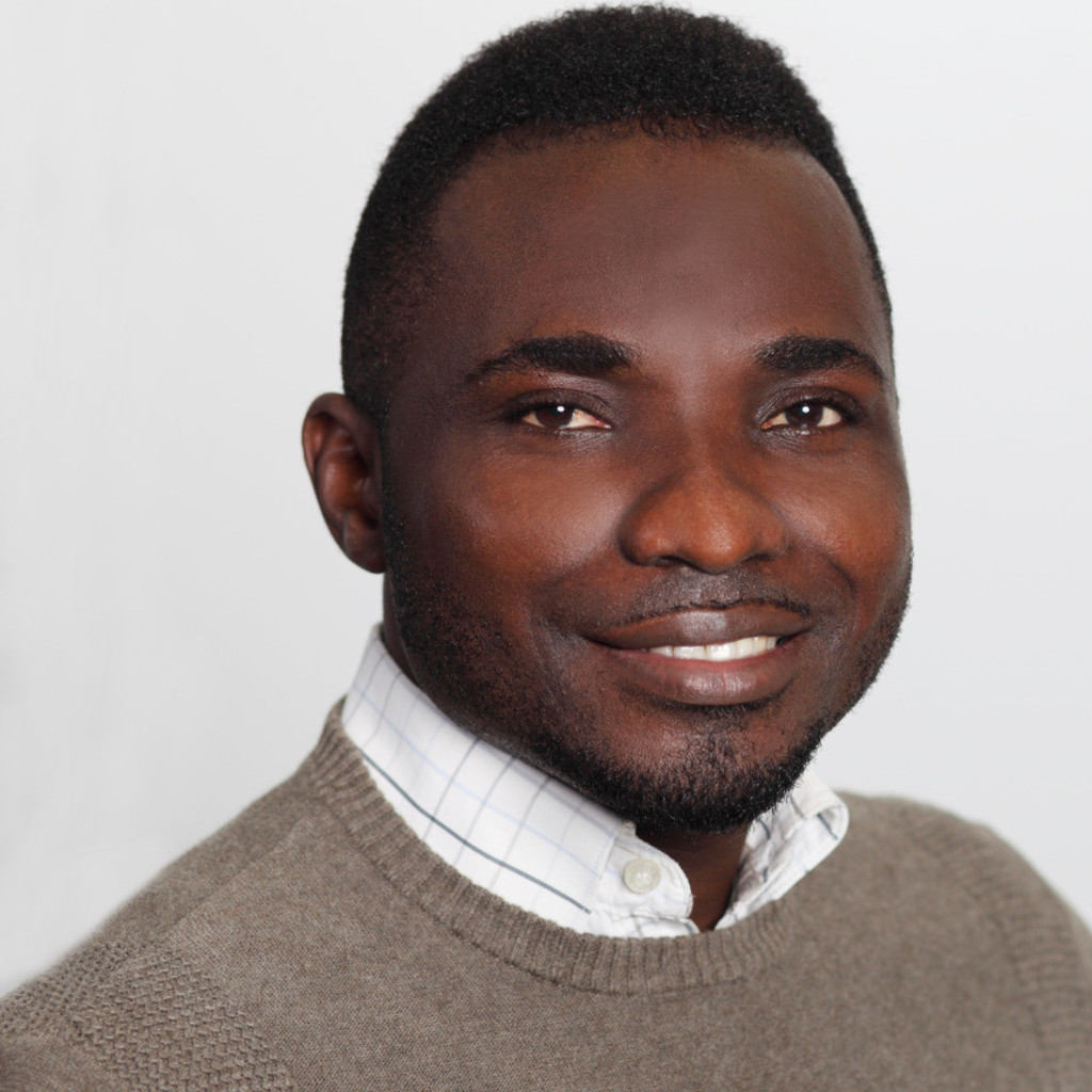 Dr. Chukwuemeka Onaa Referent Baumaschinen und Mining / Manager