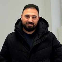Semih Nakis