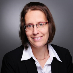Dr. Karin Muenzer