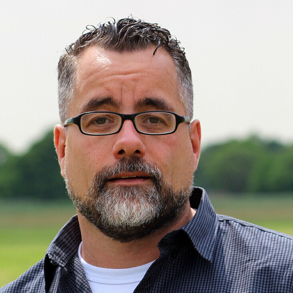 Lars Peters Webentwickler /Inhaber TronMedia Medien und