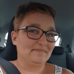 Nadine Emmel