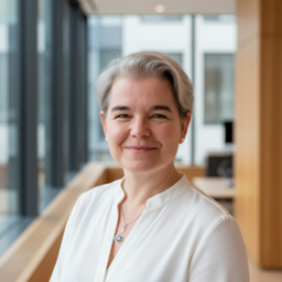 Dr. Ariane Ostermann