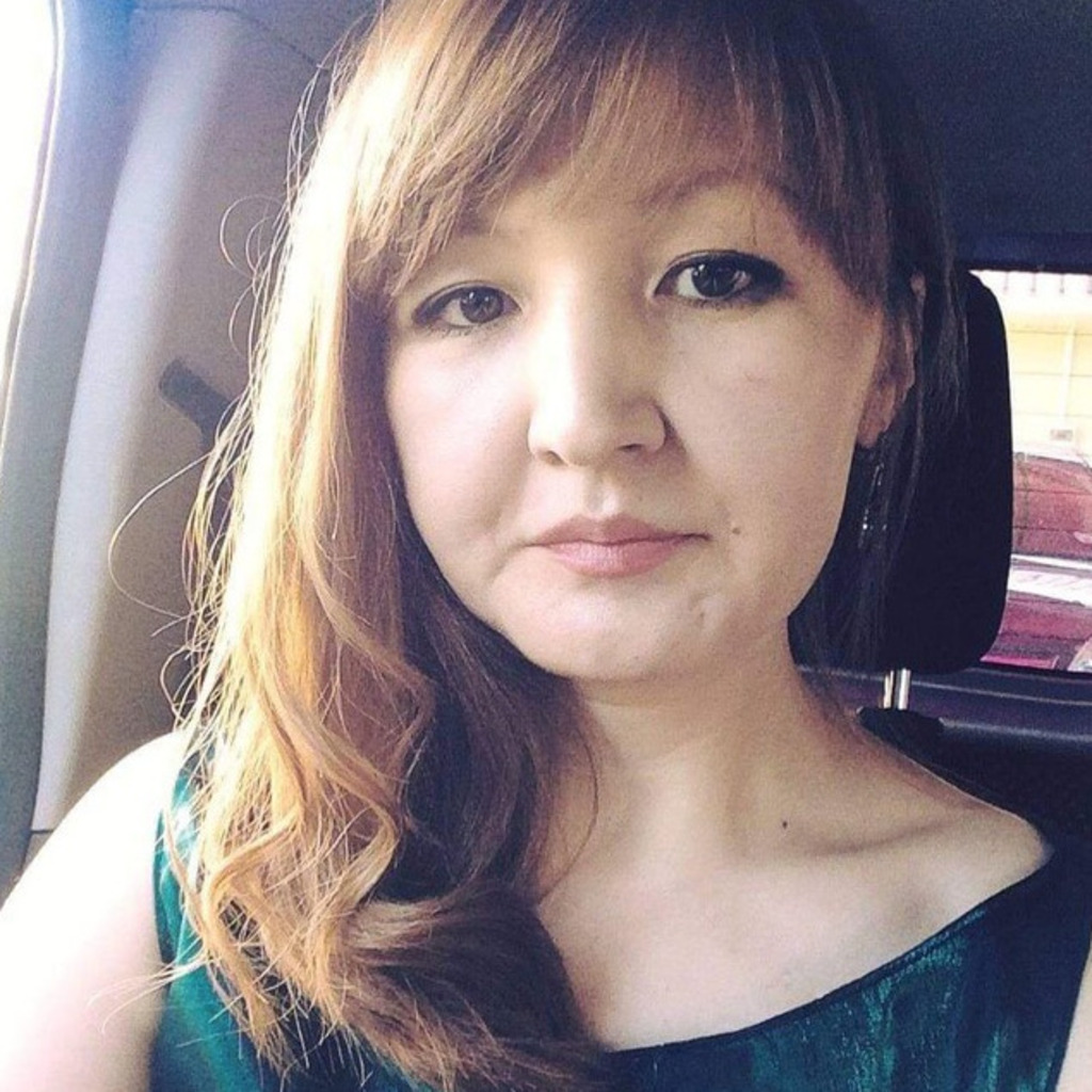 Cholpon Zhakypova UI/UX Designer Hello IT XING