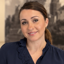 Julia Pfeil