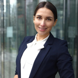 Julia Bhullar
