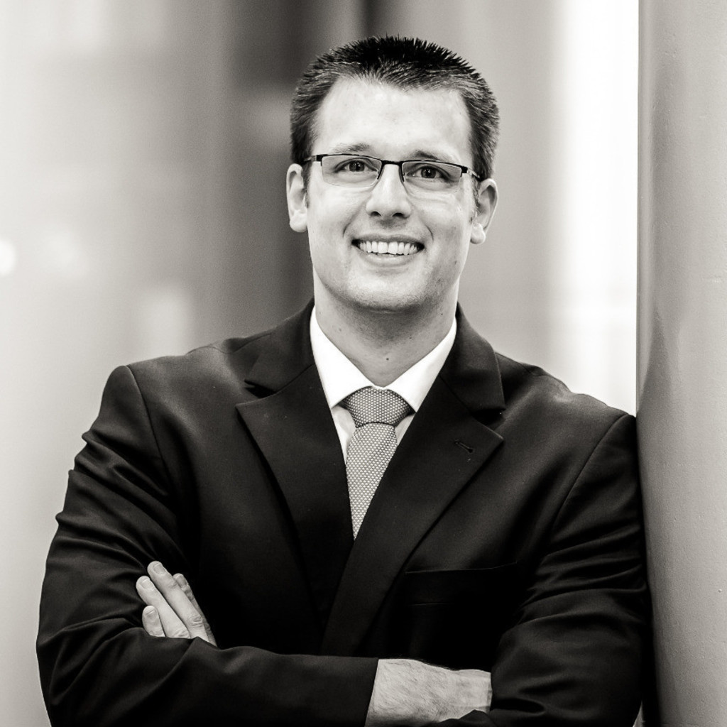 Dr. Thomas Hauer - Vice President Operations - SÜSS Micro Tec SE | XING