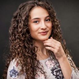 Esra Demirci