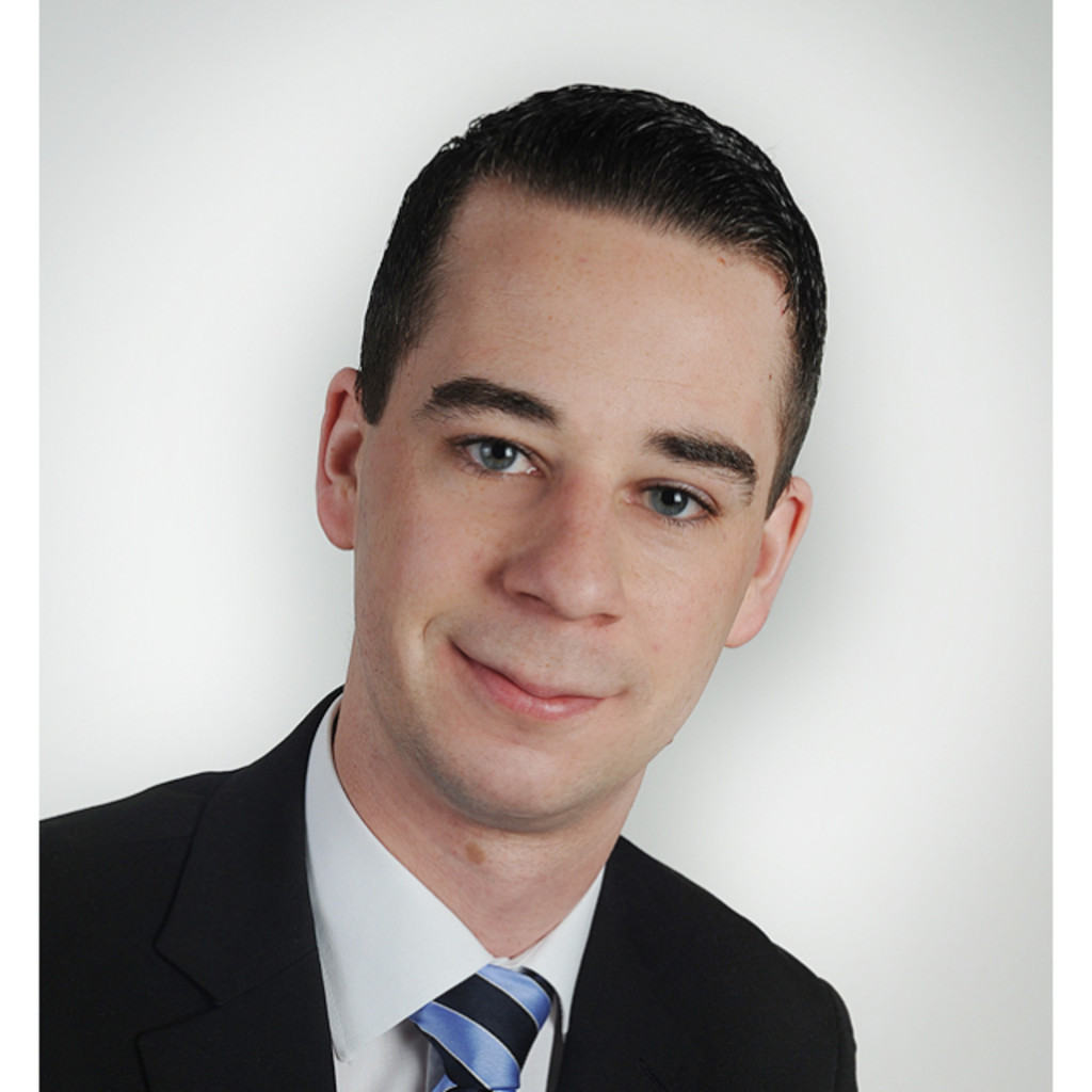 Hannes Lindenmaier F&B Manager Hotel Bareiss XING