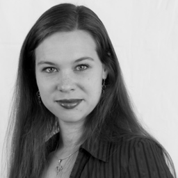 Julia Eder