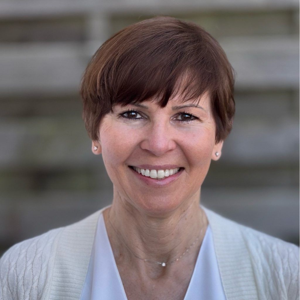 Evelyn Petersen Director Sales Strategic Global Accounts Palo Alto