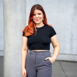 Larissa Helmreich