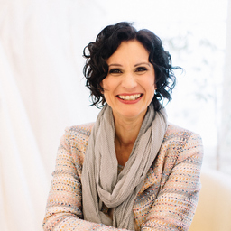 Mag. Angela Lindner