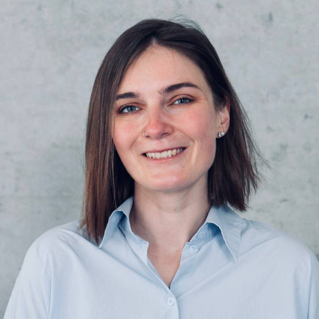 Darya Lapo GIS, Cartography Technische Universität München XING