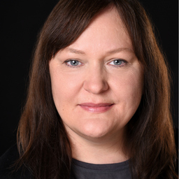 Nicole Lang