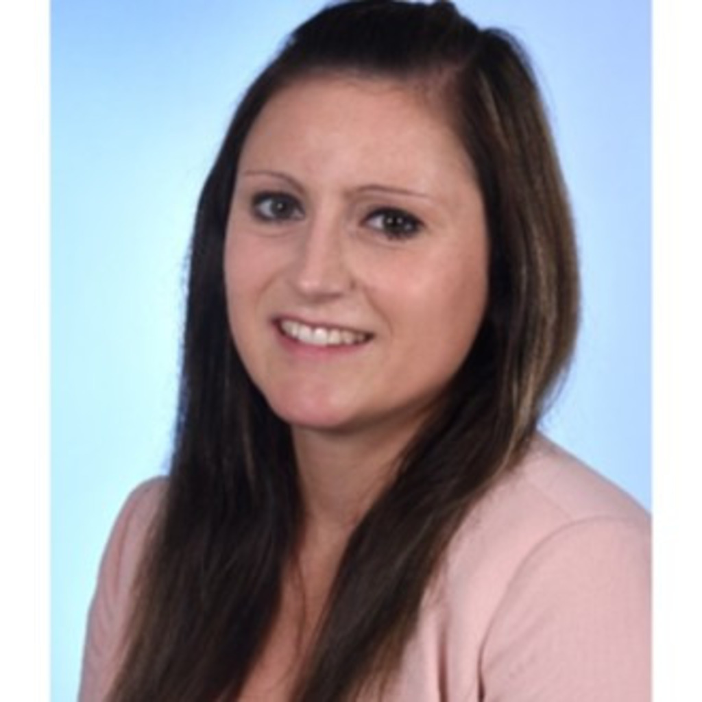 Jana Lomitzky Assistentin Rechtsabteilung Domino s Pizza Jana Lomitzky Assistentin Rechtsabteilung Domino s Pizza