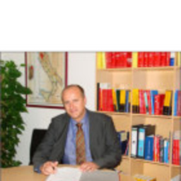 Dr. Mario Petutschnig