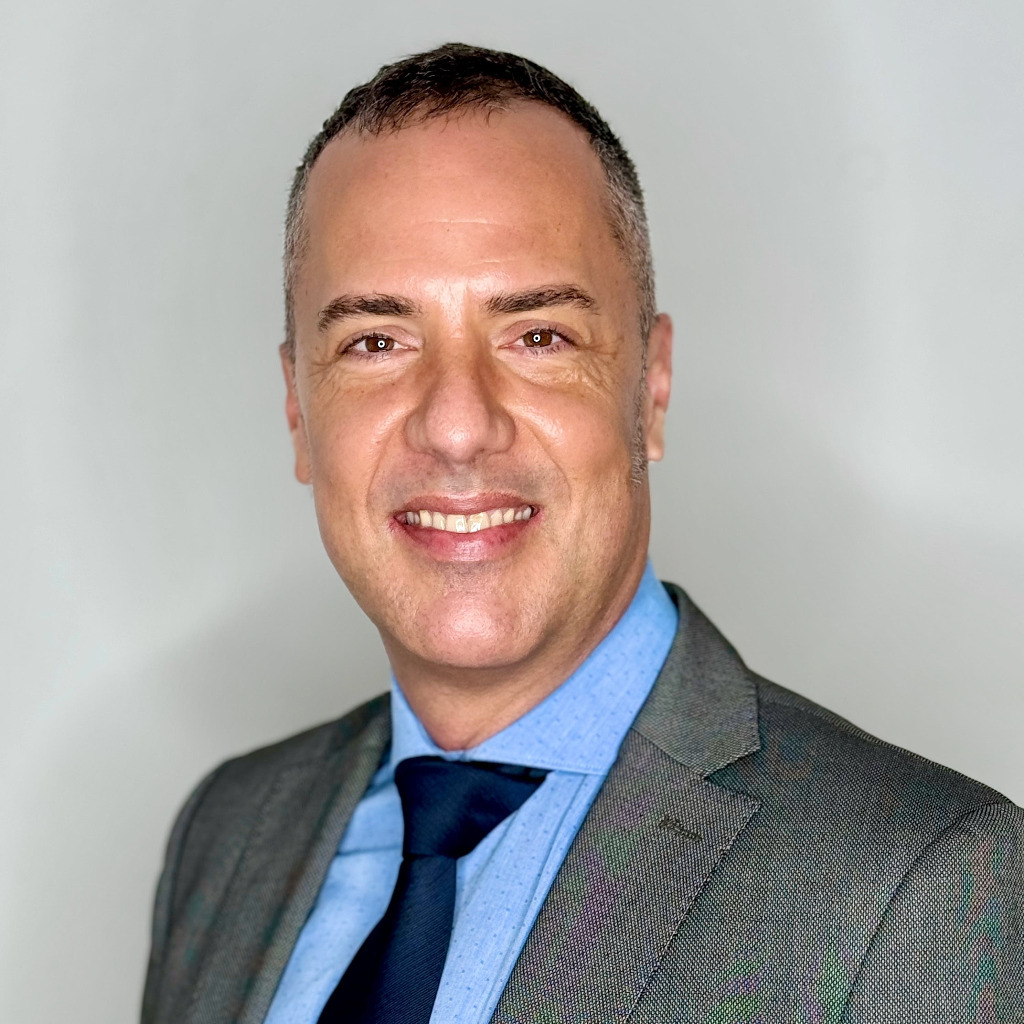 Michael Valenta Project Manger / Sustainable Finance SME WWF