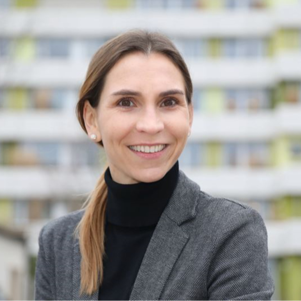 Stephanie Höpfinger Direktionsbevollmächtigte Spezialgeschäft SV