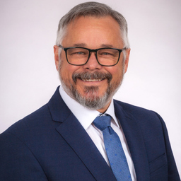 Oliver Riedl