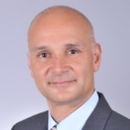 Dr. Ralf Schneider