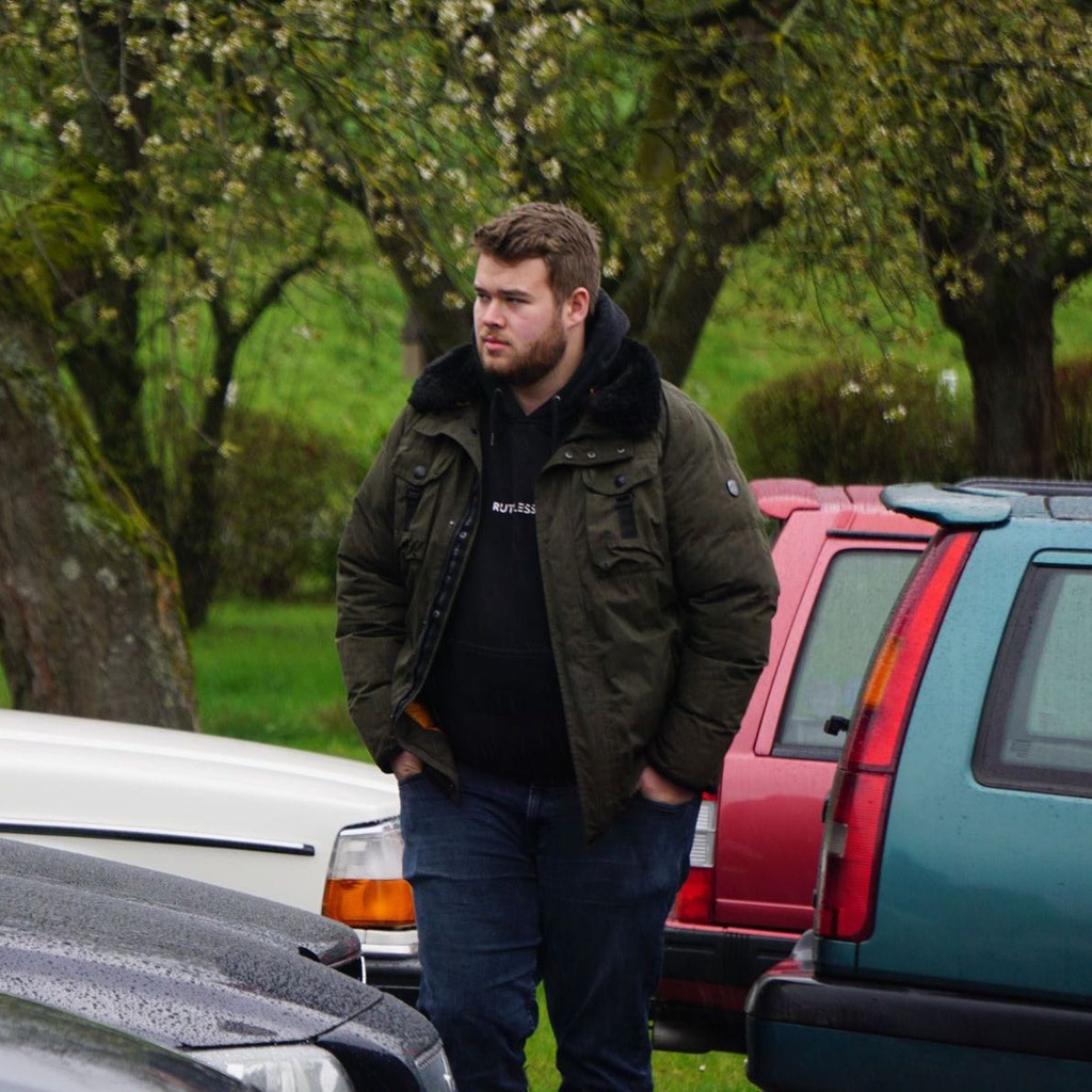 Lucas Willems Geschäftsführer Ruthless Design XING