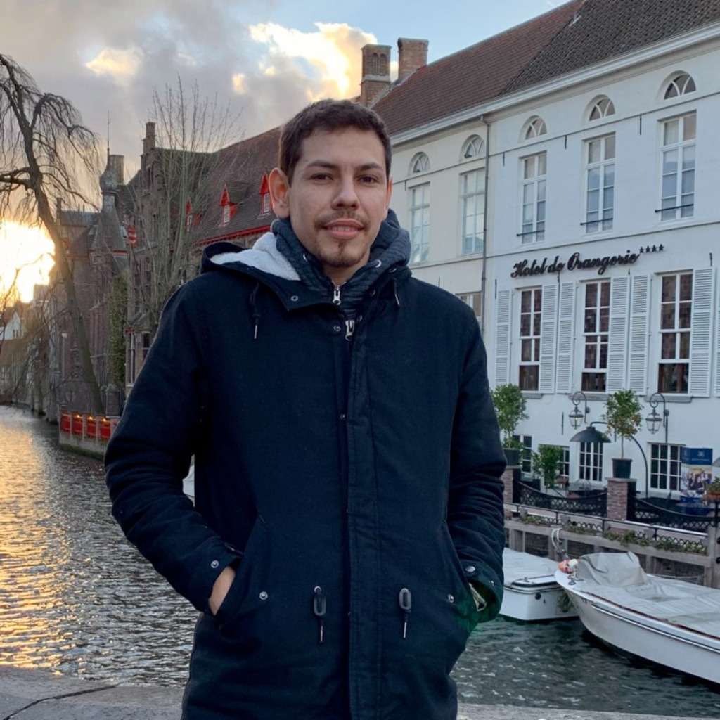 Fabio Vasquez IT Systems Administrator SMART Modular Technologies