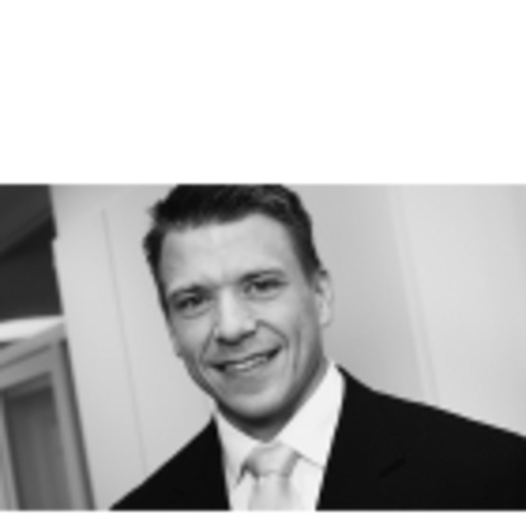 Dr. Florian Schumann - Associate-Rechtsanwalt - VISCHER Anwälte und ...