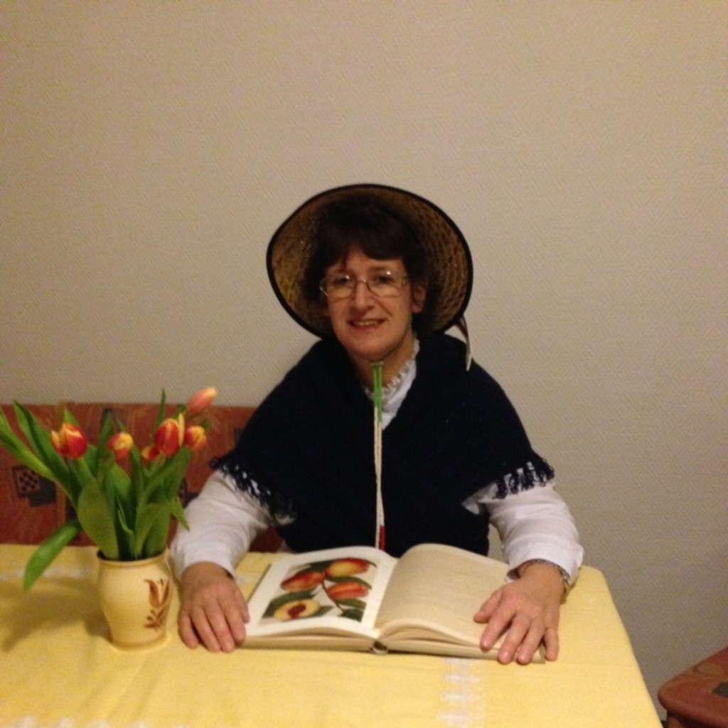Social Media Profilbild Beate Petrov Werder (Havel)
