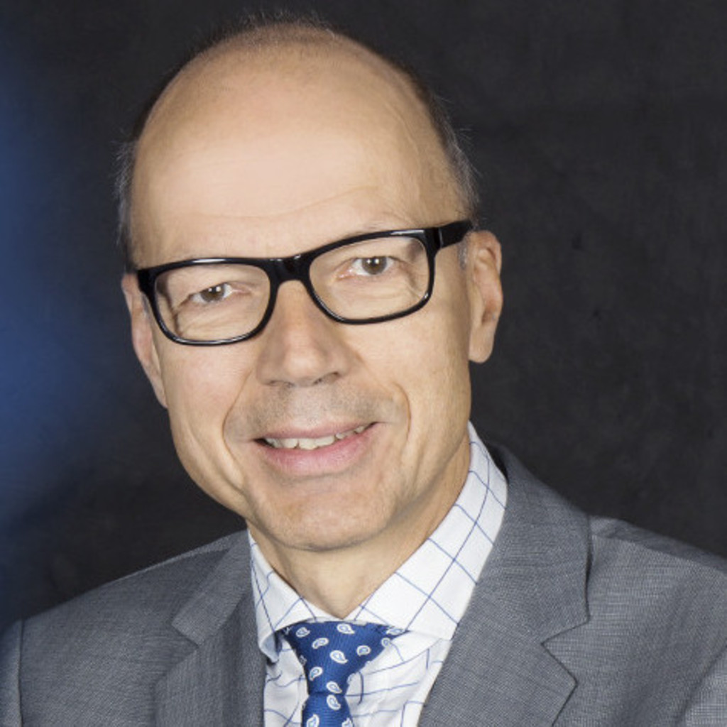 Dr. Friedrich Scherf Chefarzt der Klinik