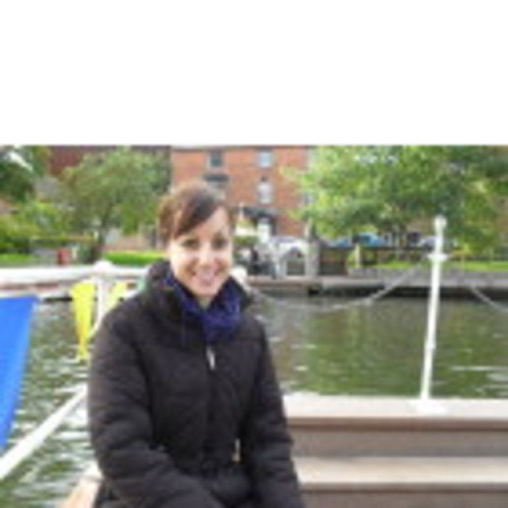 Vicky Vukovich Musician and Customer Support Representative XING