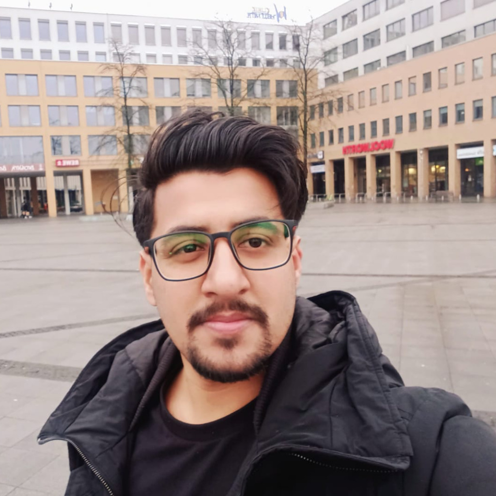 Furqan Ahmed Warehouse Associates Amazon Logistics XING