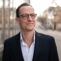 Dr. Valentin Rumpf