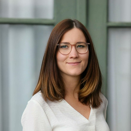 Claudia Loos