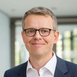 Dr. Roland Schanz