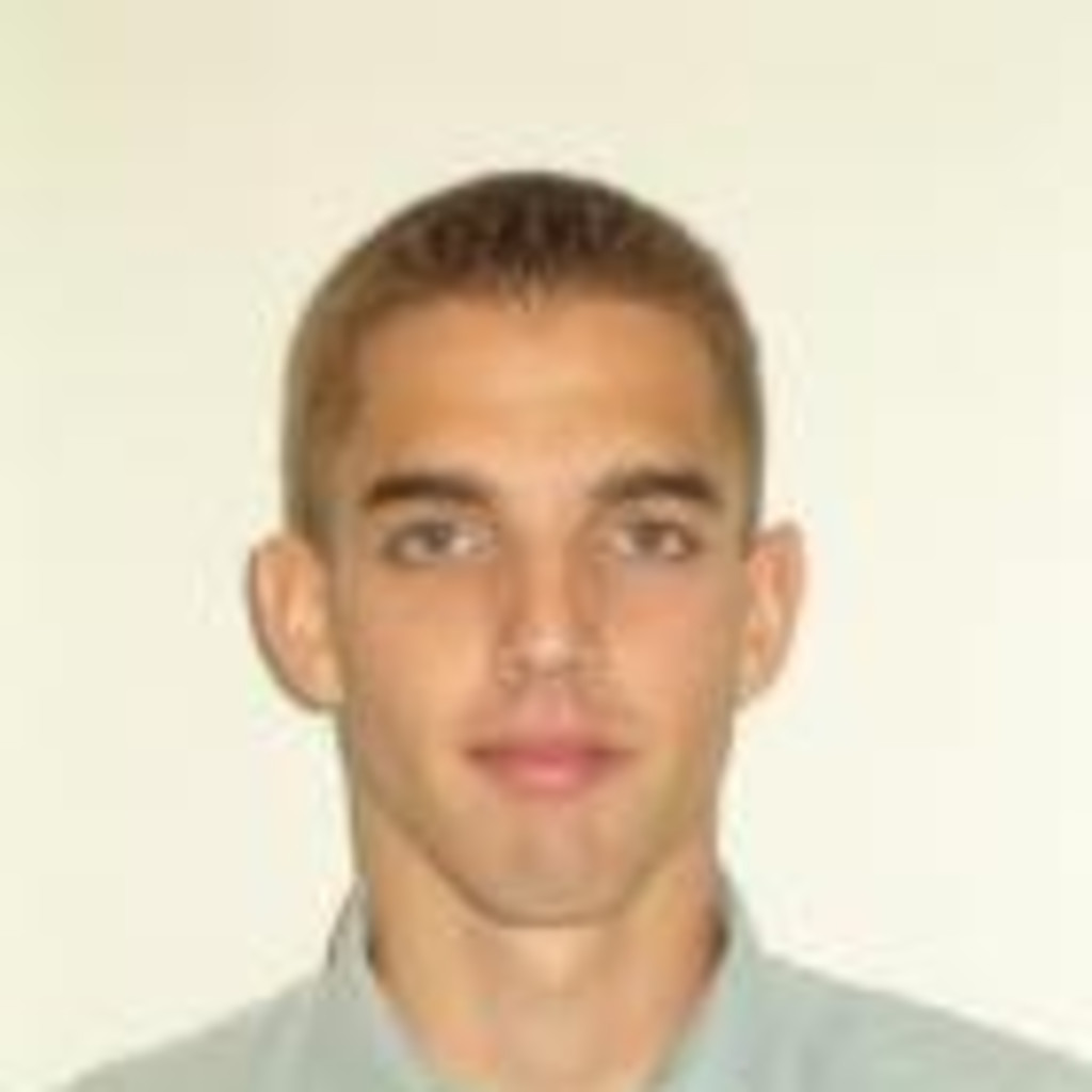 Robert Cseh Junior IT Consultant IQSYS XING