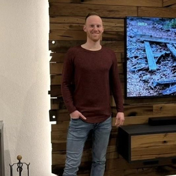 Maximilian Künstler